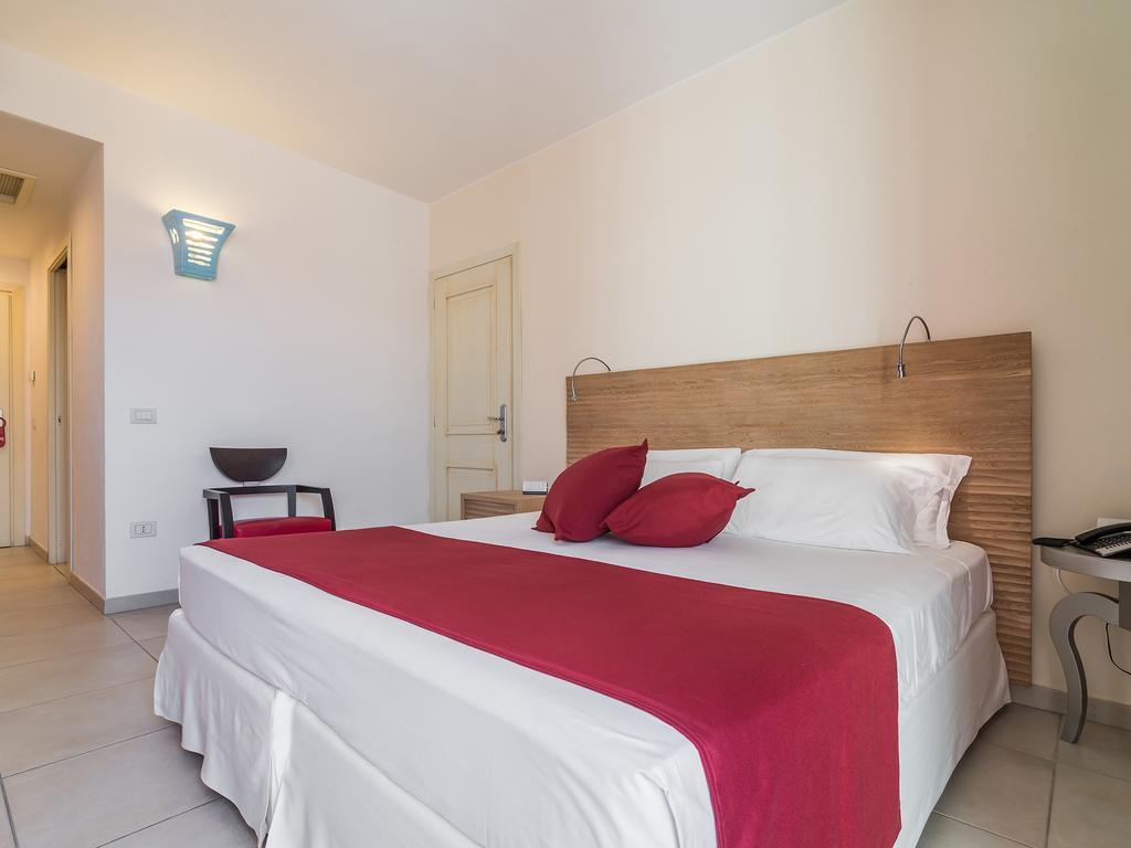 Nichotel Carloforte  Exterior photo